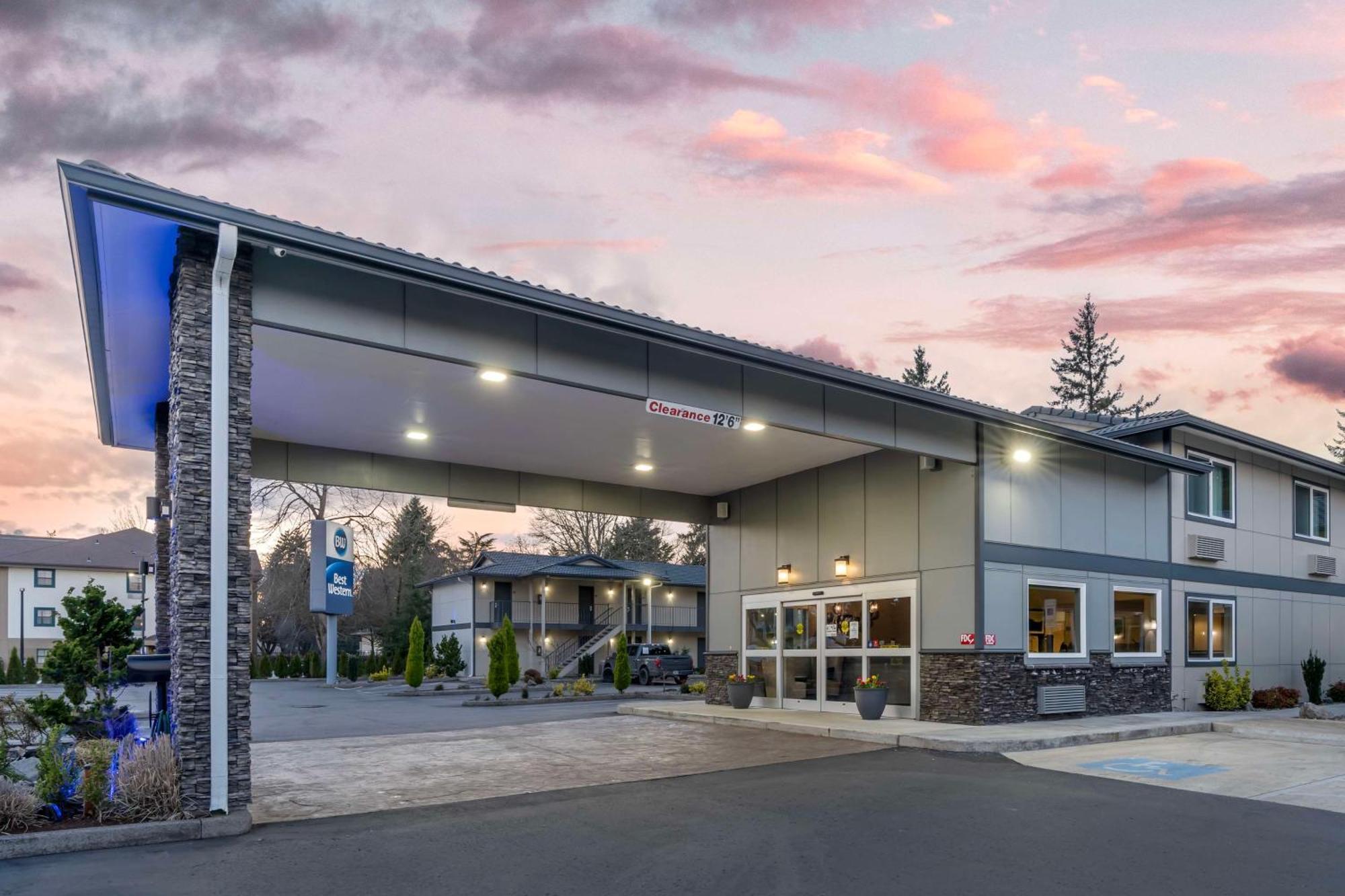 Best Western Inn Of Vancouver Exterior photo