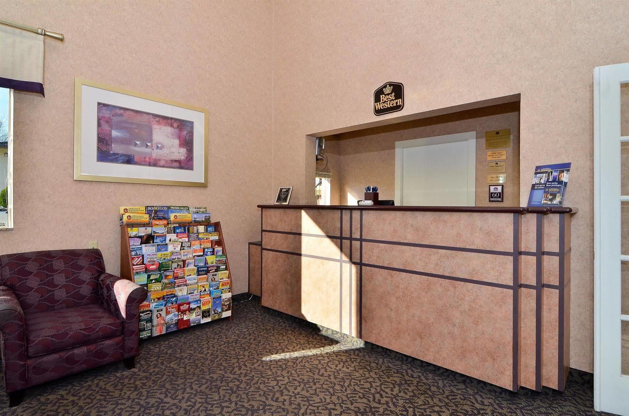 Best Western Inn Of Vancouver Exterior photo
