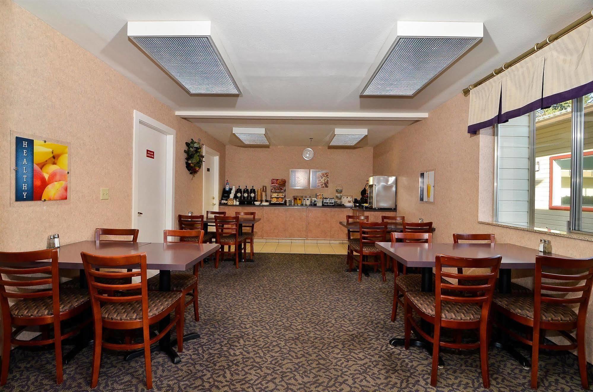 Best Western Inn Of Vancouver Exterior photo